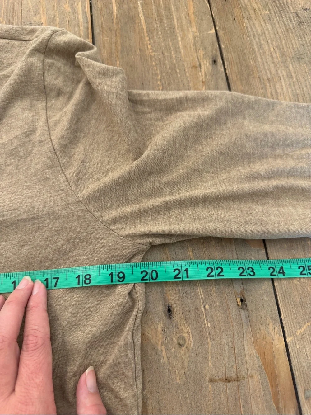 J crew NWT lightweight, long sleeve turtleneck LG neutral minimalist layering